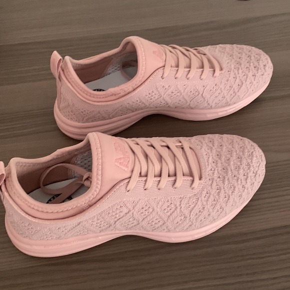 NIB APL Techloom Phantom Red Clay 8.5 $165 retail - Picture 4 of 5